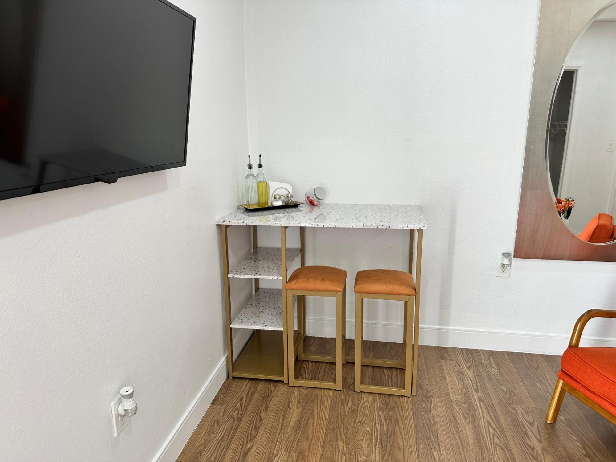 קייפ קורל Cozy And Centric Apartment מראה חיצוני תמונה